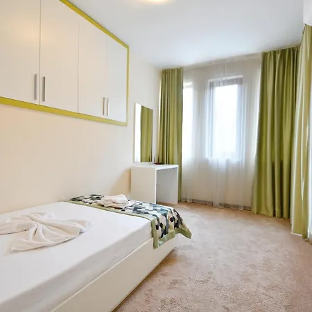 In Garden Palace Apartment Balchik