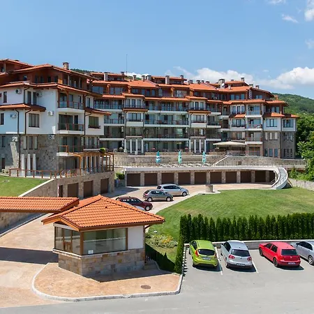 Apartment In Garden Palace